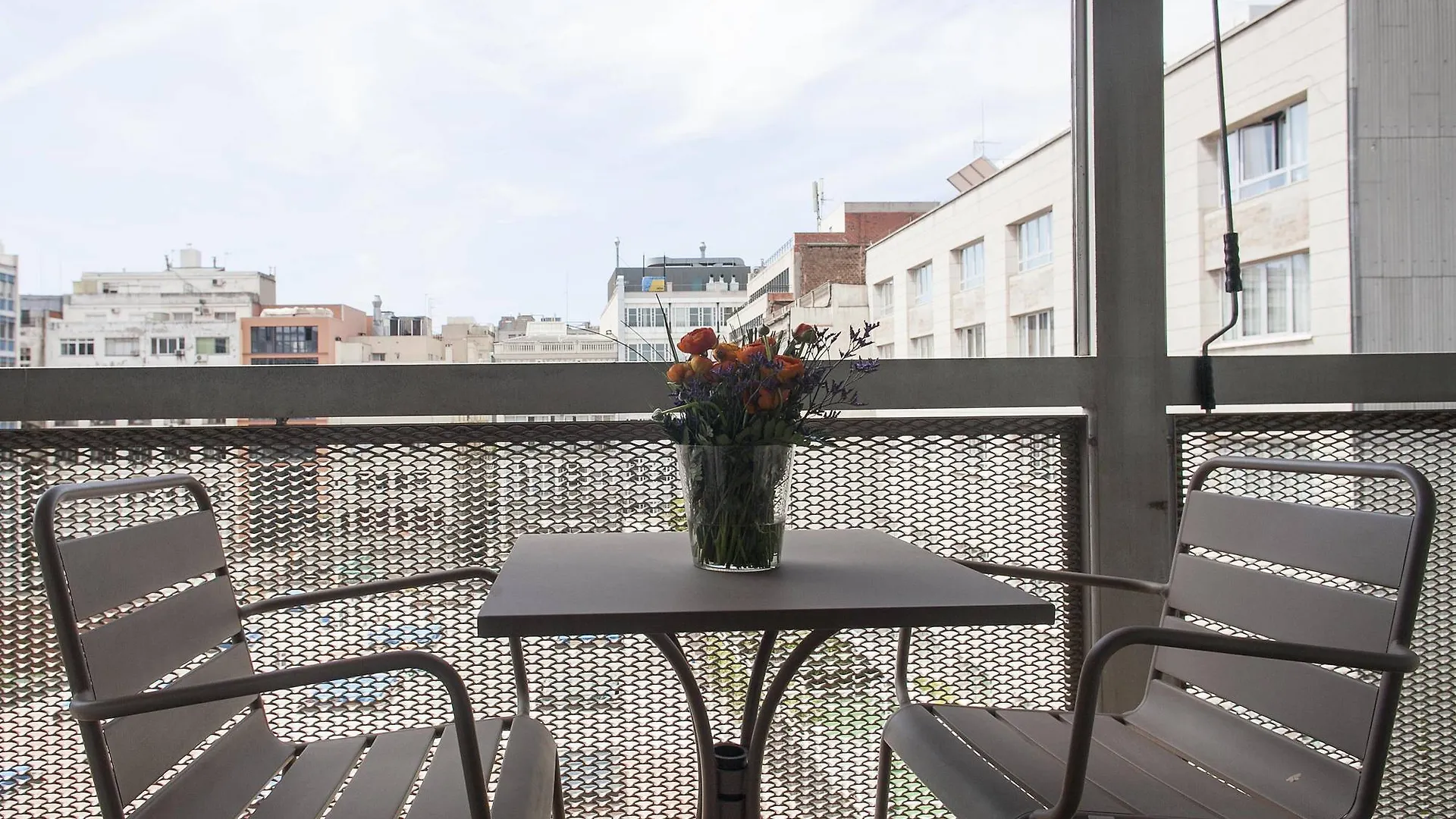 Splendom Suites Pau Claris Barcelona